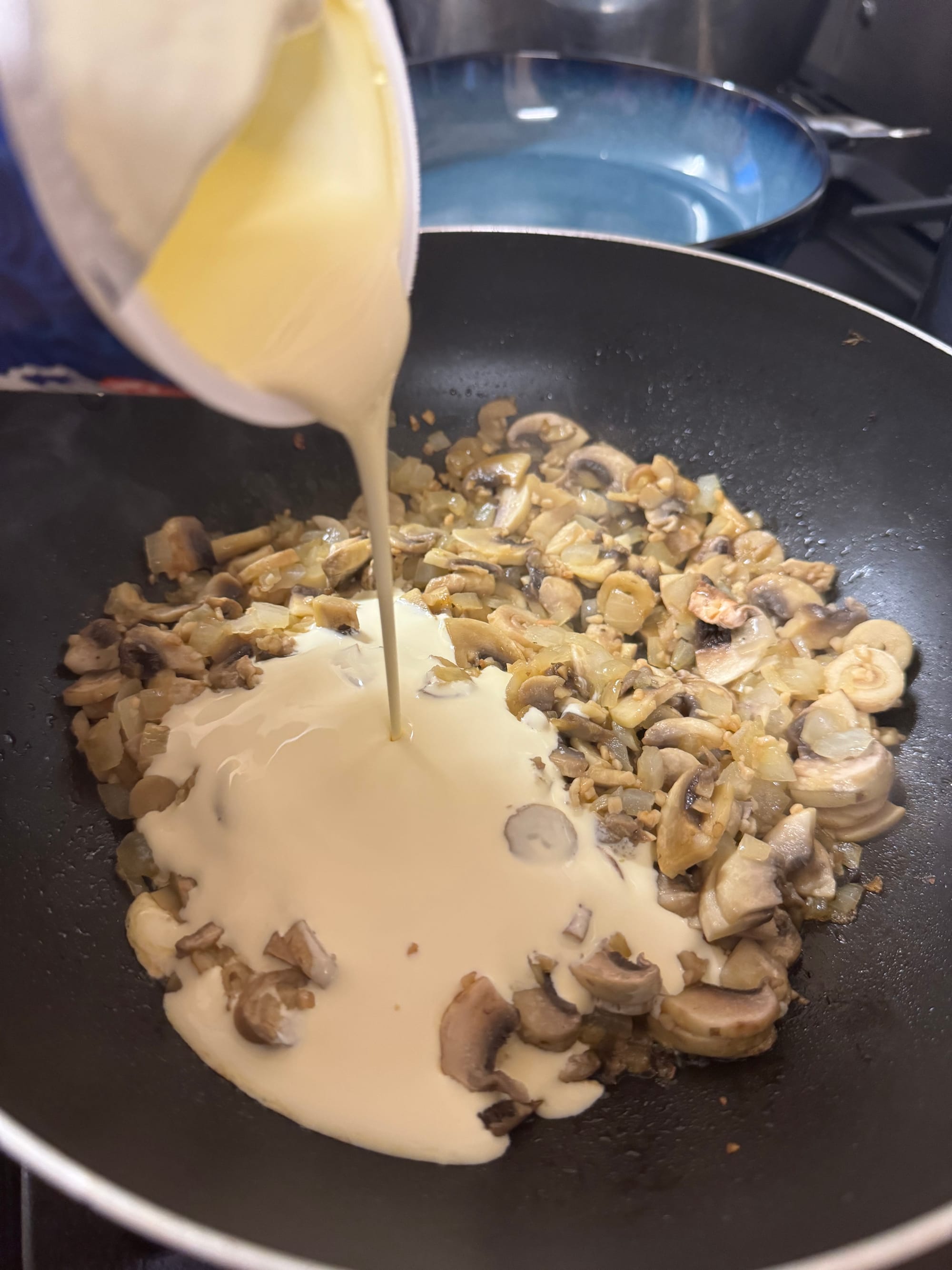 Creamy Garlic & Mushroom Gnocchi