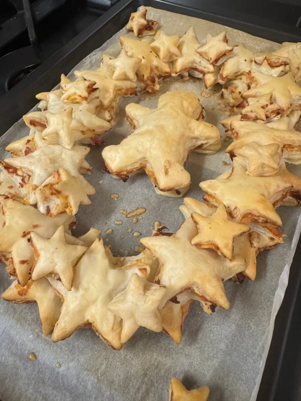 Ham & Cheese Puff Pastry Wreath
